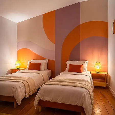 Вилла Le Secret Des Remparts - Jacuzzi- Vue Cite - Free Parking - Climatisation Каркассон