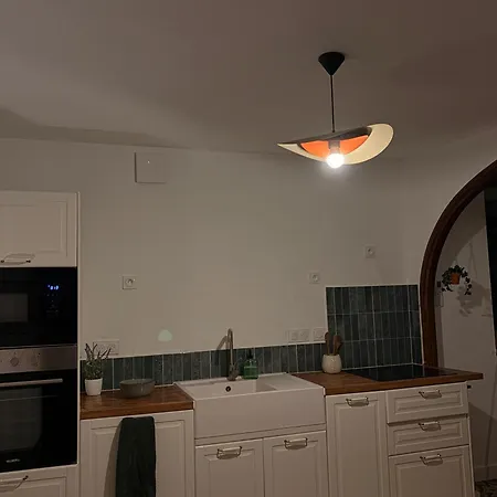 Le Secret Des Remparts - Jacuzzi- Vue Cite - Free Parking - Climatisation *