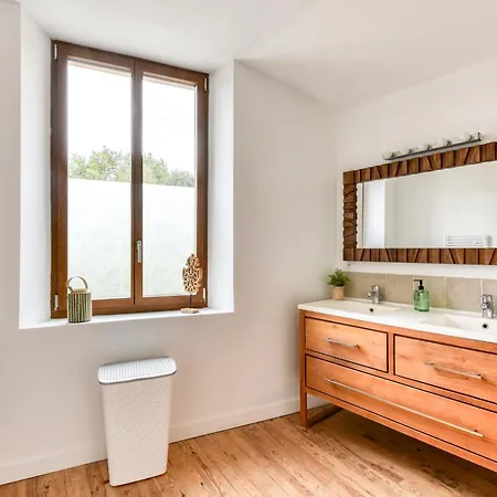 Le Secret Des Remparts - Jacuzzi- Vue Cite - Free Parking - Climatisation * Каркассон