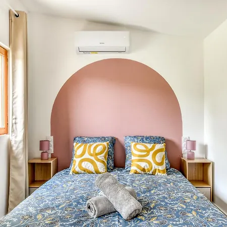 Le Secret Des Remparts - Jacuzzi- Vue Cite - Free Parking - Climatisation