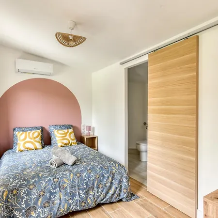Вилла Le Secret Des Remparts - Jacuzzi- Vue Cite - Free Parking - Climatisation